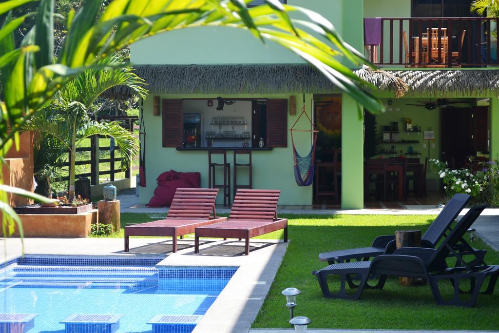Mavi Surf Hotel Dominical Buitenkant foto