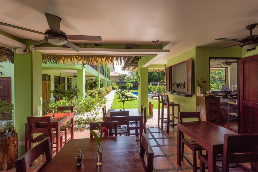 Mavi Surf Hotel Dominical Buitenkant foto