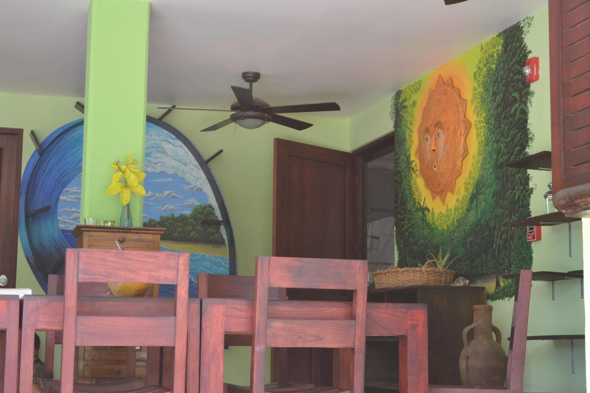 Mavi Surf Hotel Dominical Buitenkant foto